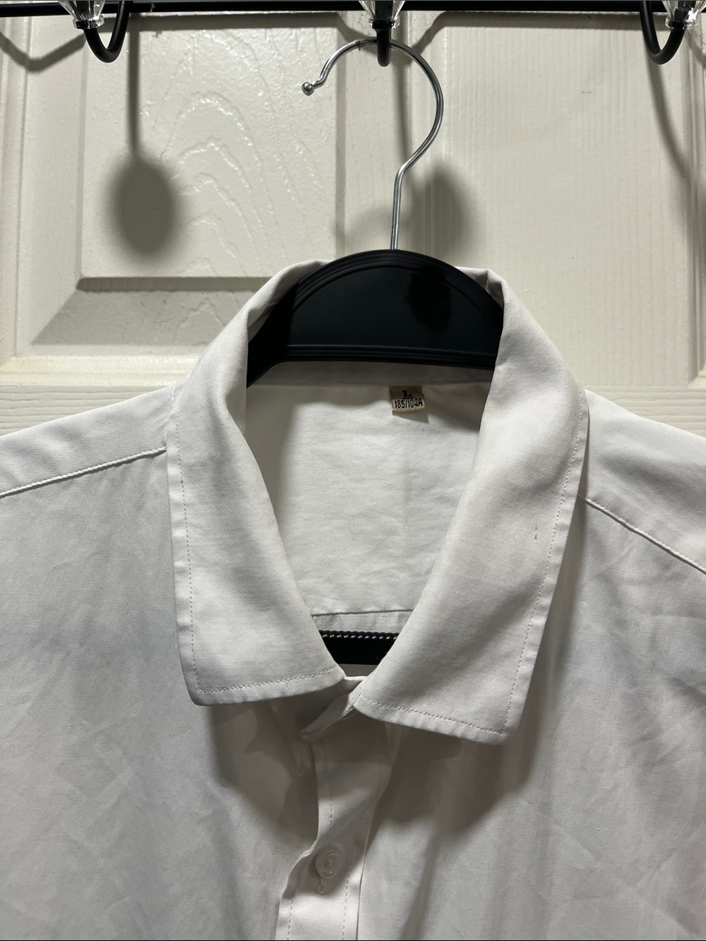 Preowned Men's Classic White Button-Up Shirt Size Small . - Picture 5 of 10